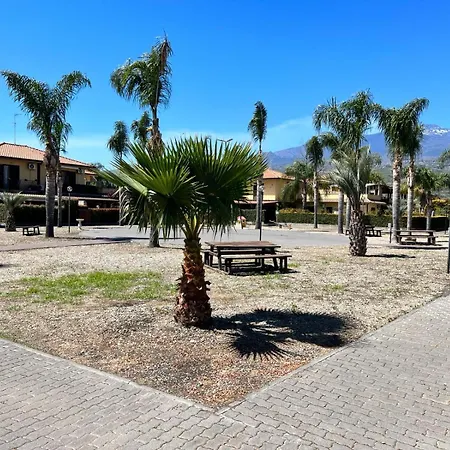 Complesso Residenziale Prato Del Mare 2 *